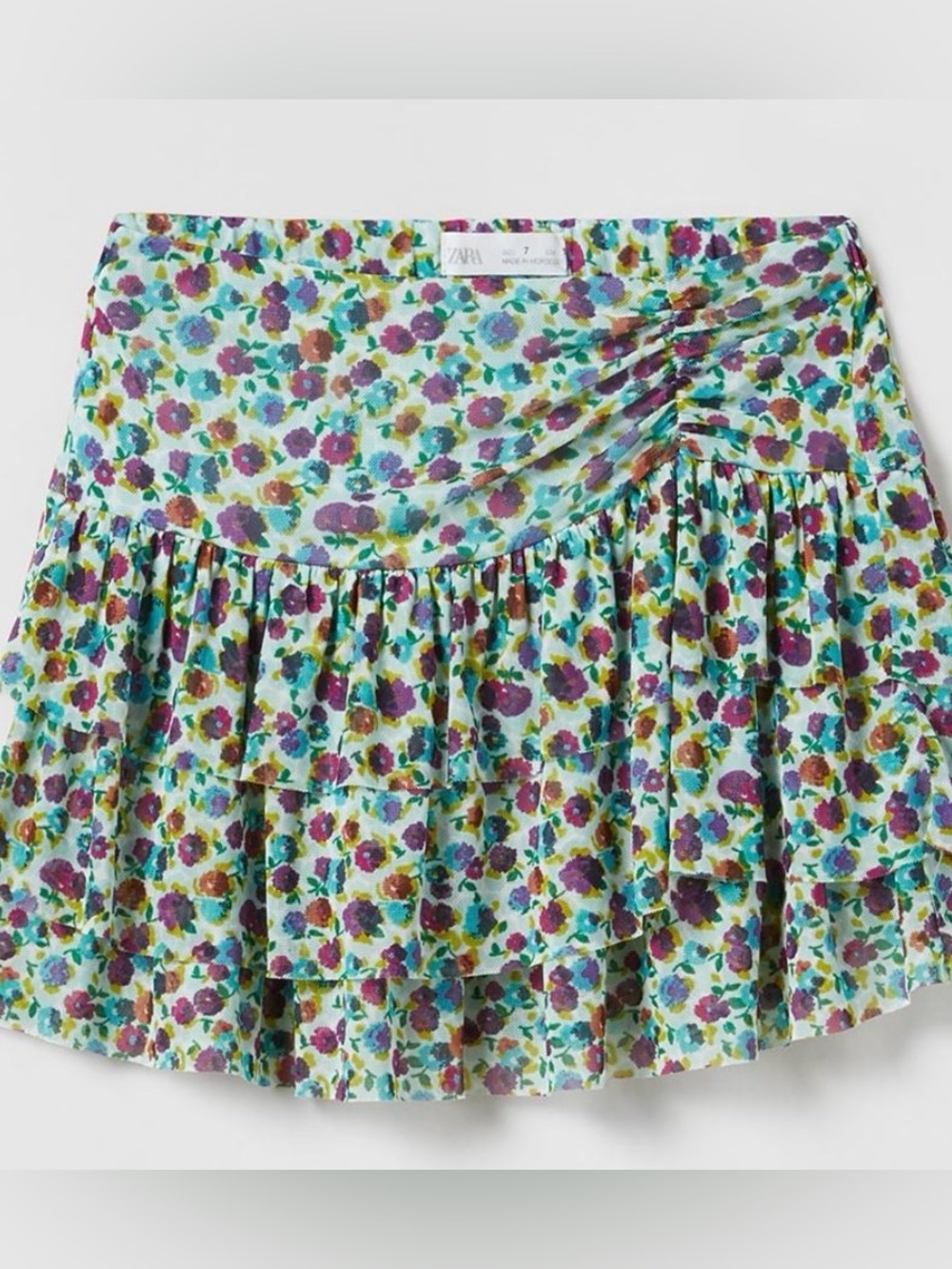 Zara Floral Ruffle Skirt with Purple and Green Accents
Ruffled tulle skirt